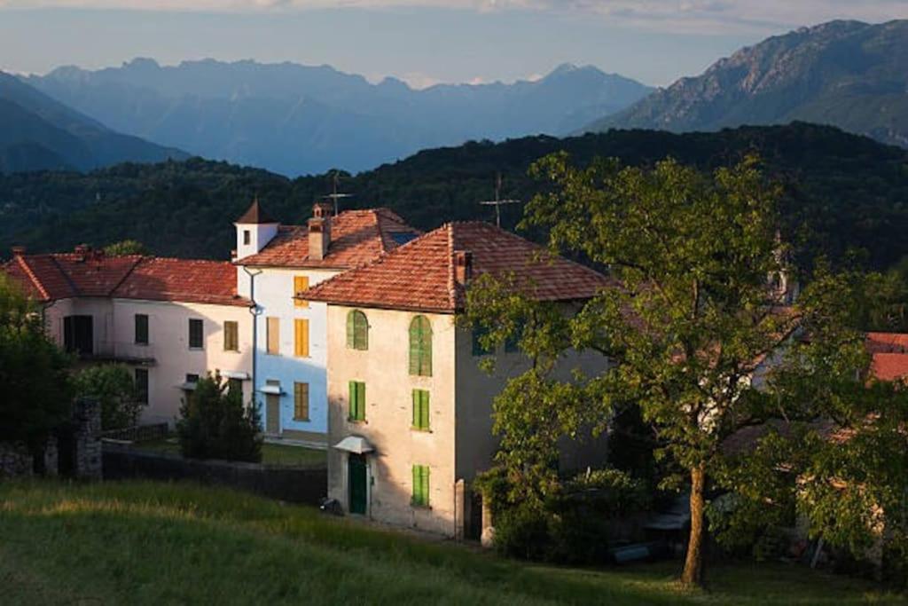 Appartamento Storico Con Giardino Soleggiato - B&B Via Rinaldi Arto Centonara Εξωτερικό φωτογραφία