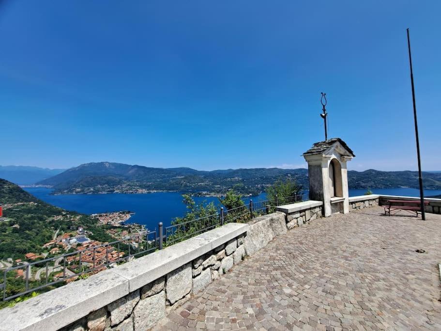 Appartamento Storico Con Giardino Soleggiato - B&B Via Rinaldi Arto Centonara Εξωτερικό φωτογραφία