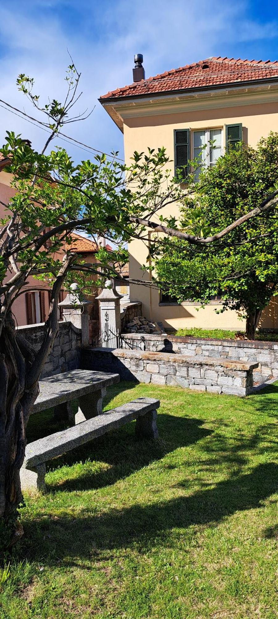 Appartamento Storico Con Giardino Soleggiato - B&B Via Rinaldi Arto Centonara Εξωτερικό φωτογραφία